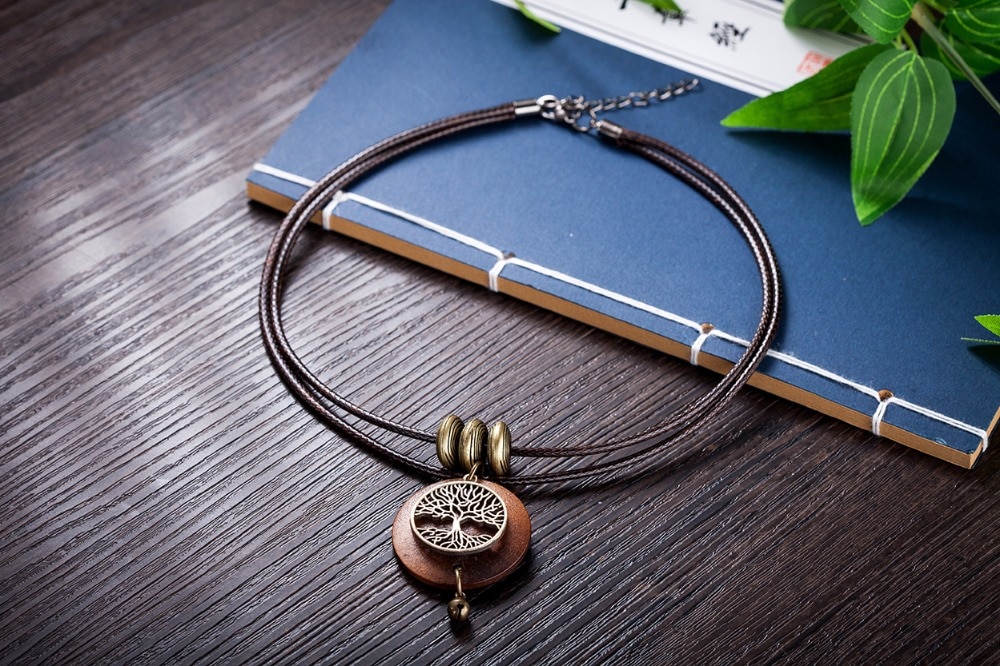 Wooden Pendant Necklace for Women